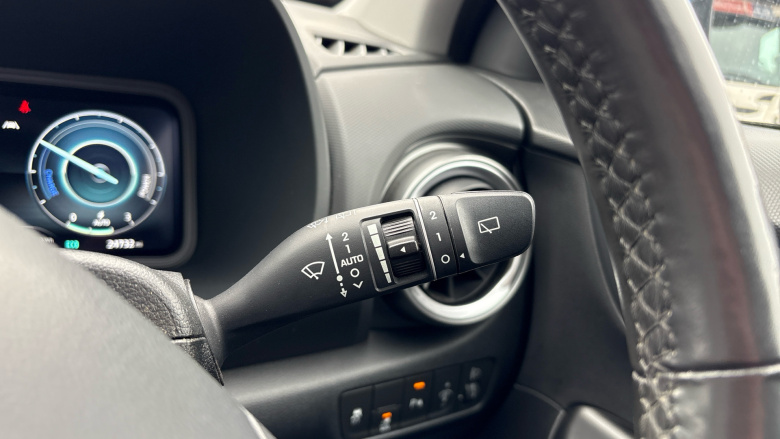 Hyundai KONA 150kW Premium 64kWh 5dr Auto Electric Hatchback